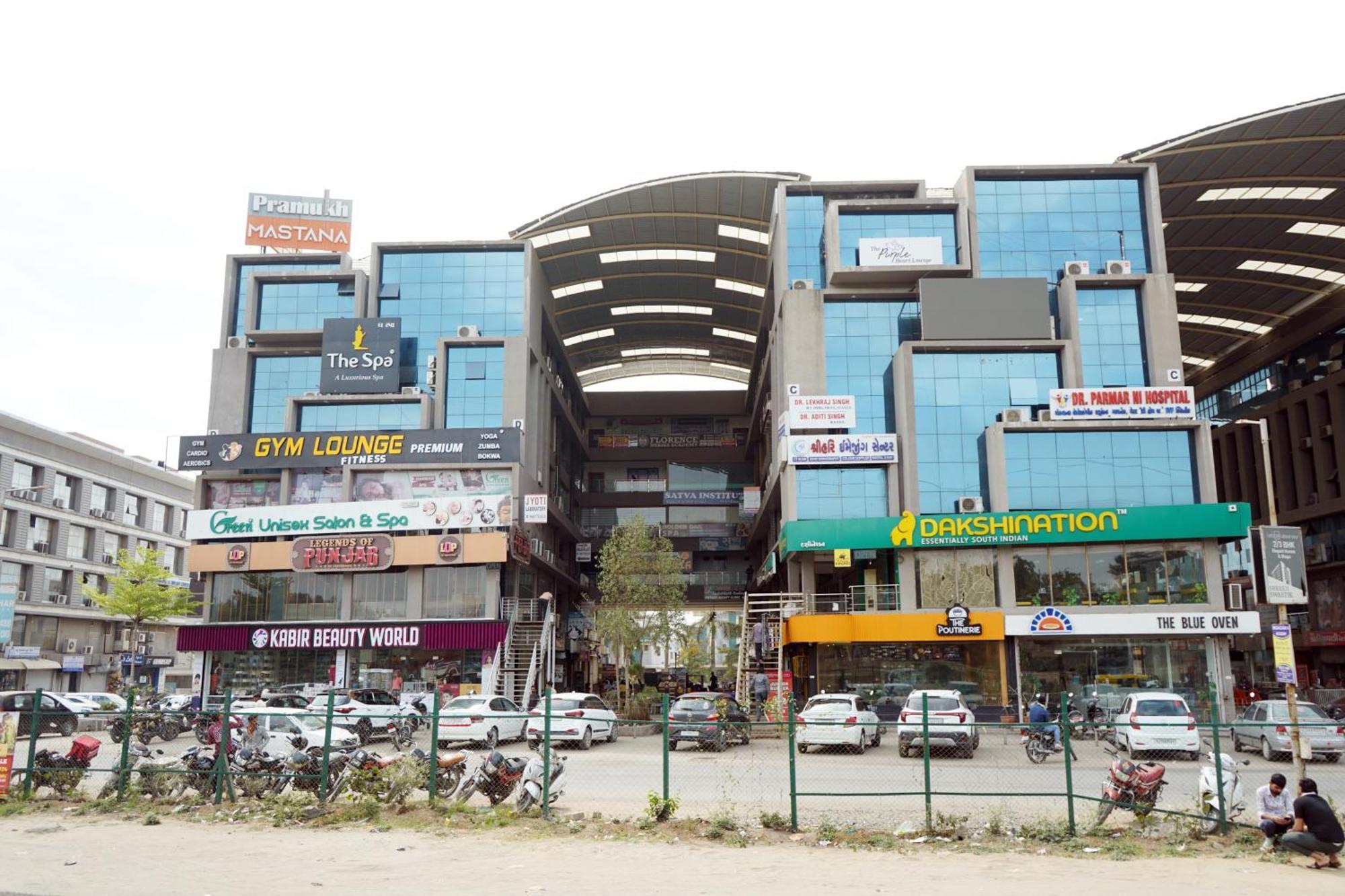 Hotel Pr Villa Gandhinagar Exterior photo